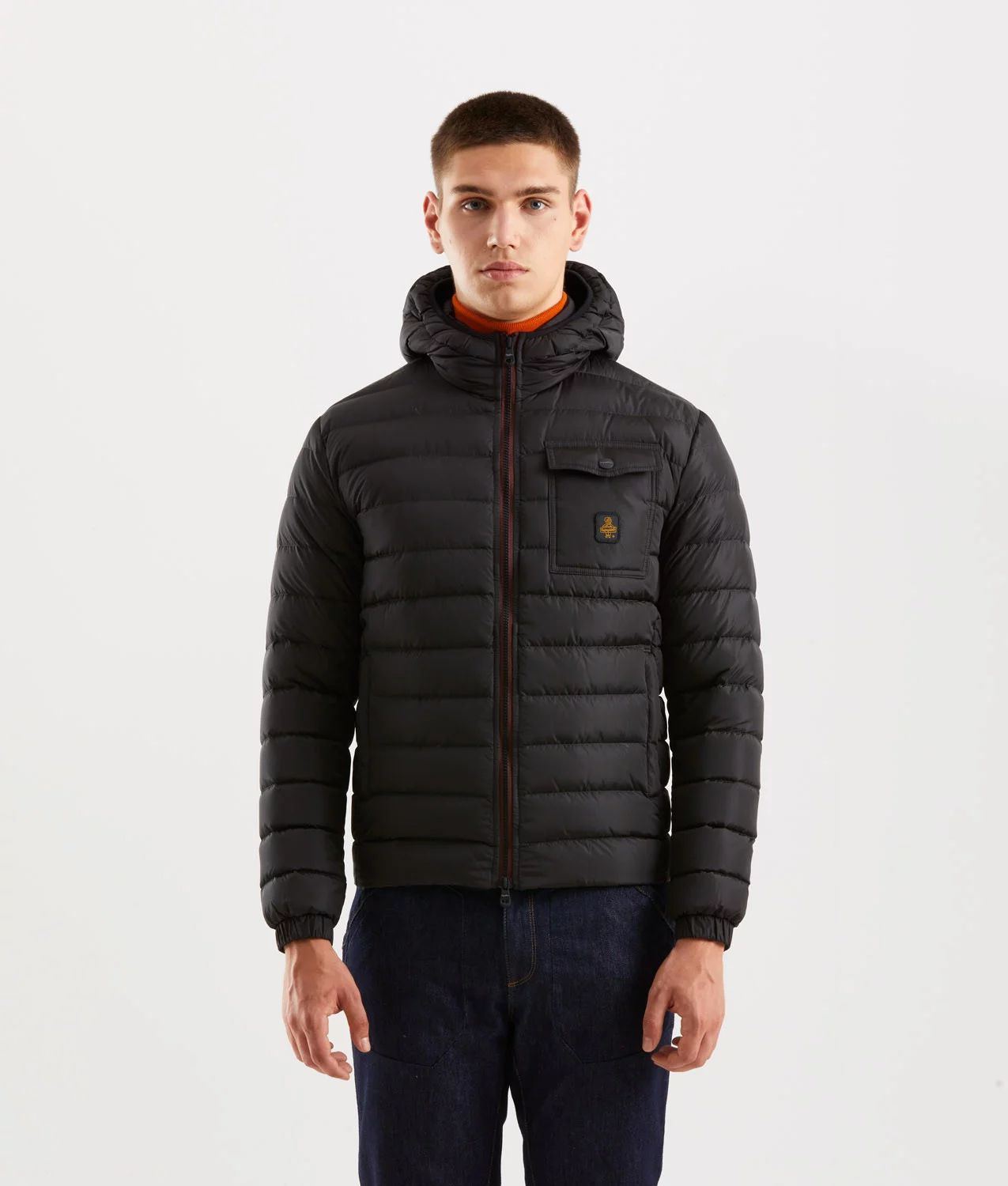 Refrigiwear Strak donsjack met capuchon en zakken