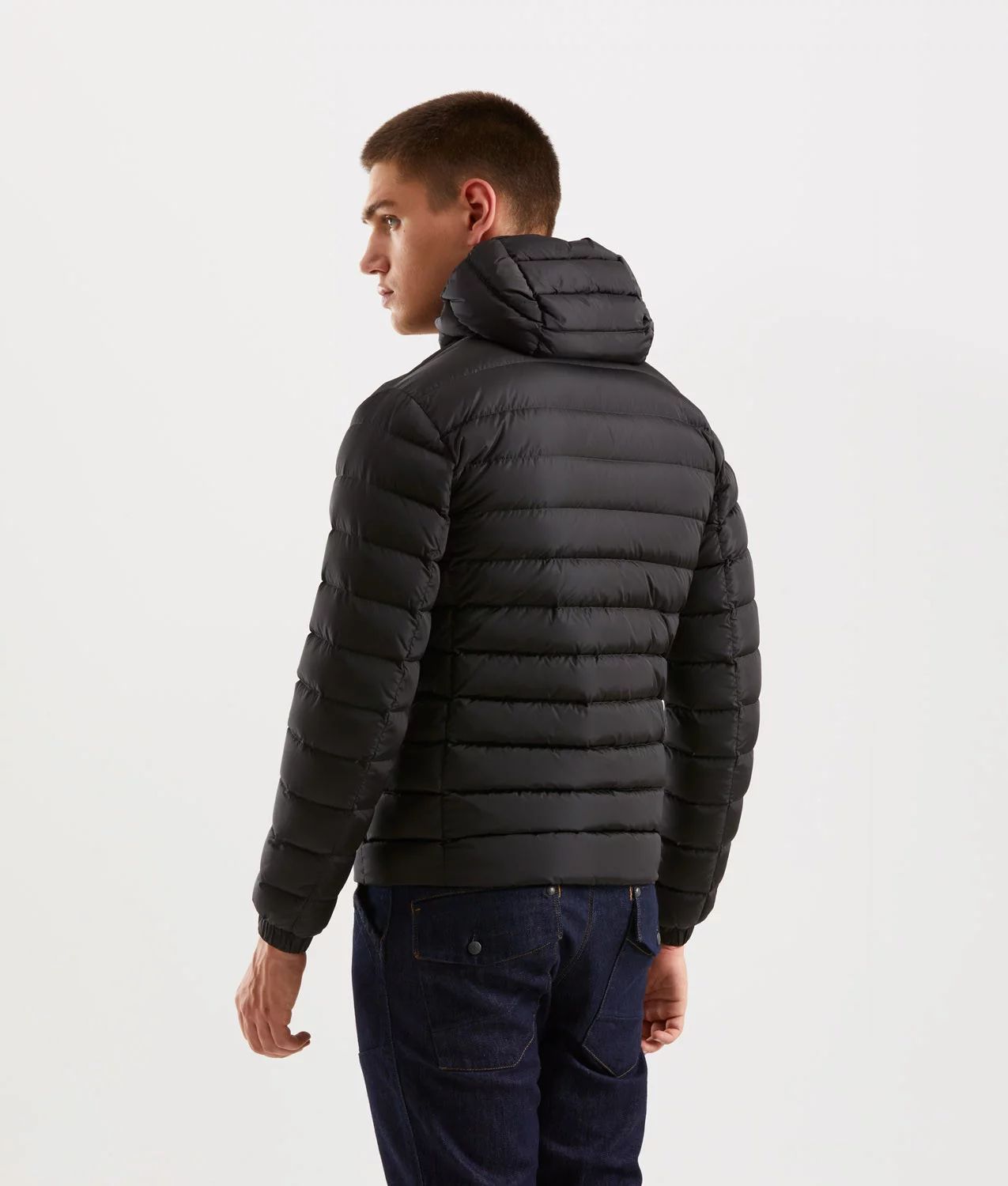 Refrigiwear Strak donsjack met capuchon en zakken