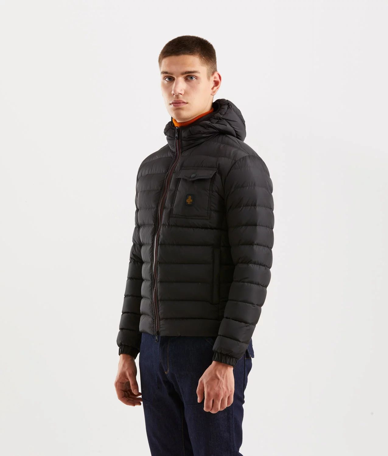 Refrigiwear Strak donsjack met capuchon en zakken