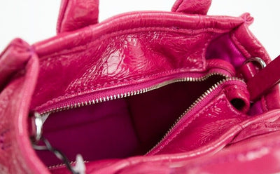 Marc Jacobs De Shiny Crinkle Micro Tote Magenta Leren Crossbody Tas Handtas