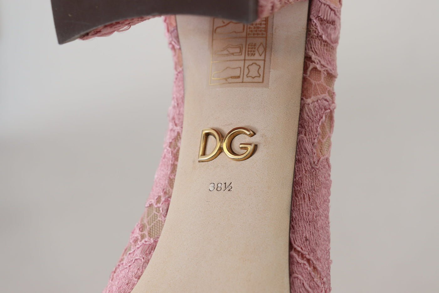 Dolce &amp; Gabbana roze Taormina kant kristal pumps pastel schoenen
