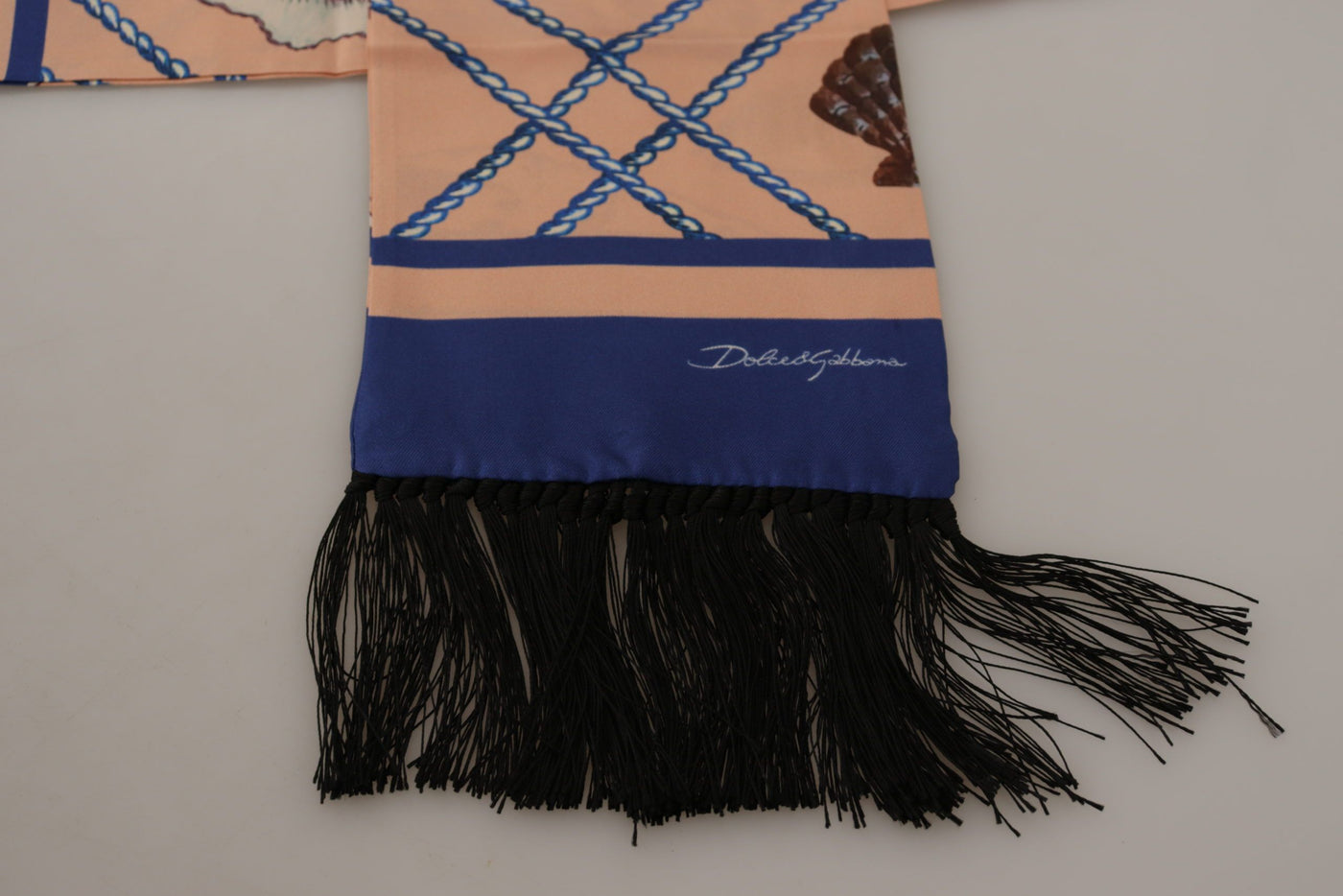 Foulard en soie à franges et châle Dolce &amp; Gabbana à motif coquillage multicolore et logo DG