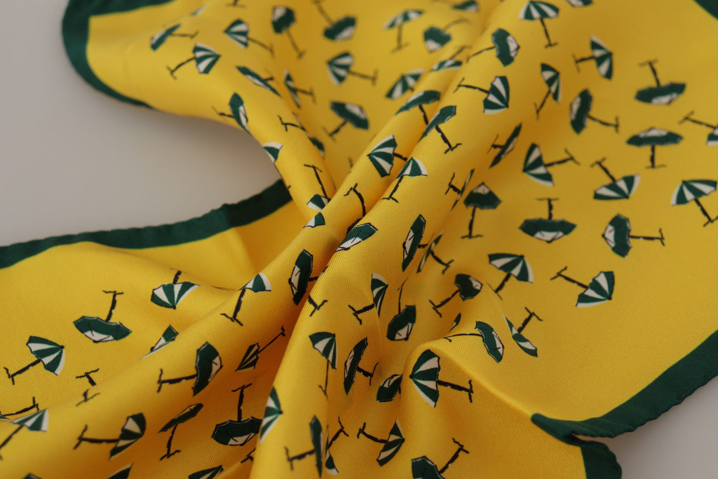 Foulard carré jaune Dolce &amp; Gabbana avec logo DG imprimé pour homme