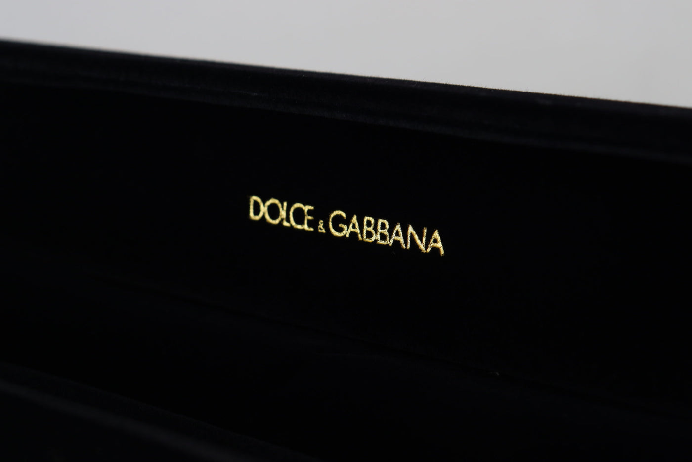 Dolce &amp; Gabbana Black Velvet Logo Plaque Opbergarmband Sieradendoos
