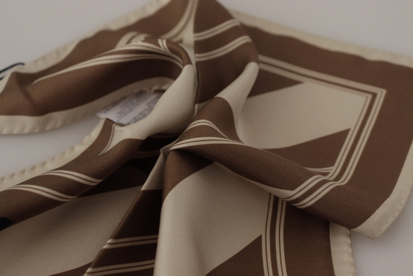 Foulard carré Dolce &amp; Gabbana à rayures marron et logo DG pour homme