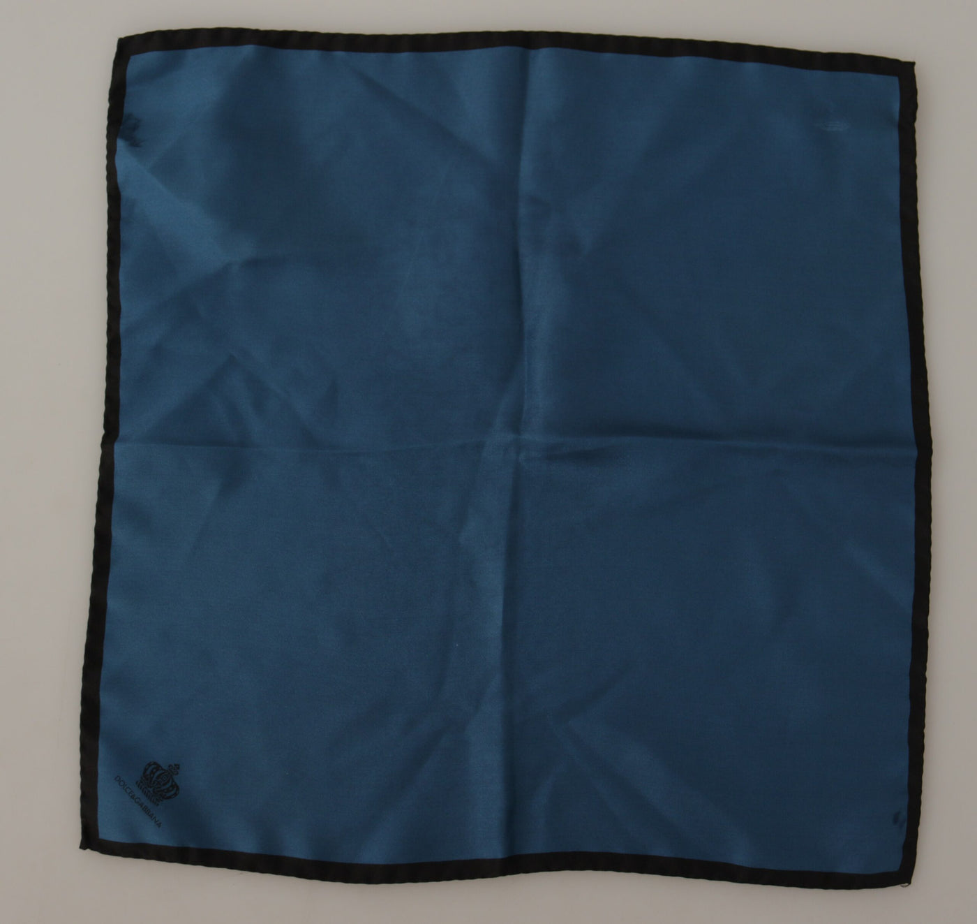 Foulard carré imprimé couronne DG noir et bleu Dolce &amp; Gabbana