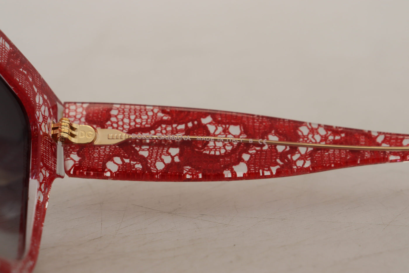 Dolce &amp; Gabbana Rode DG4231F Kant Acetaat Rechthoekige Zonnebril