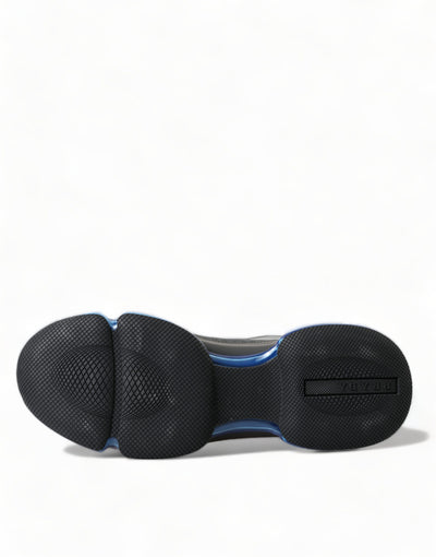 Baskets basses Prada noires et bleues en caoutchouc