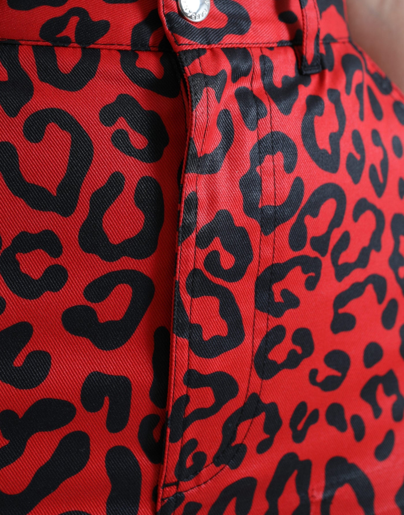 Mini-jupe taille haute en coton à imprimé léopard rouge Dolce &amp; Gabbana