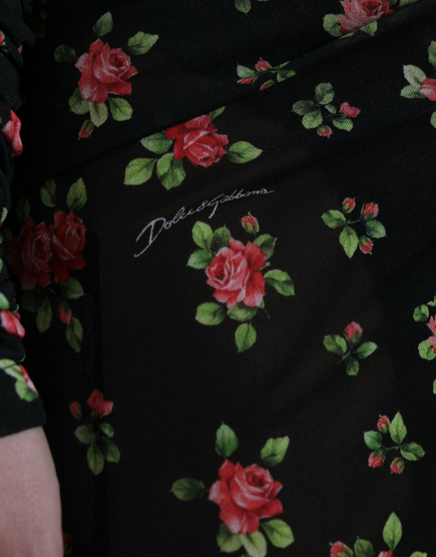 Robe longue fourreau noire à fleurs découpées Dolce &amp; Gabbana