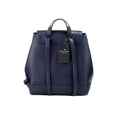 Sac à dos à rabat moyen en cuir saffiano bleu marine Kate Spade Madison