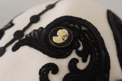 Chapeau Dolce &amp; Gabbana en laine blanche et noire avec broche camée brodée