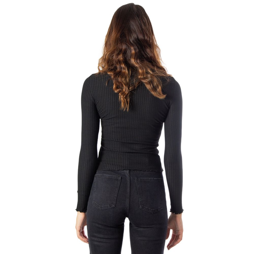 Alleen zwarte polyester coltrui