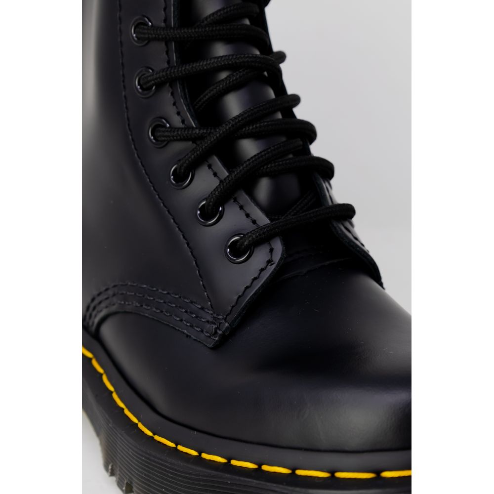 Bottes en cuir noir Dr. Martens
