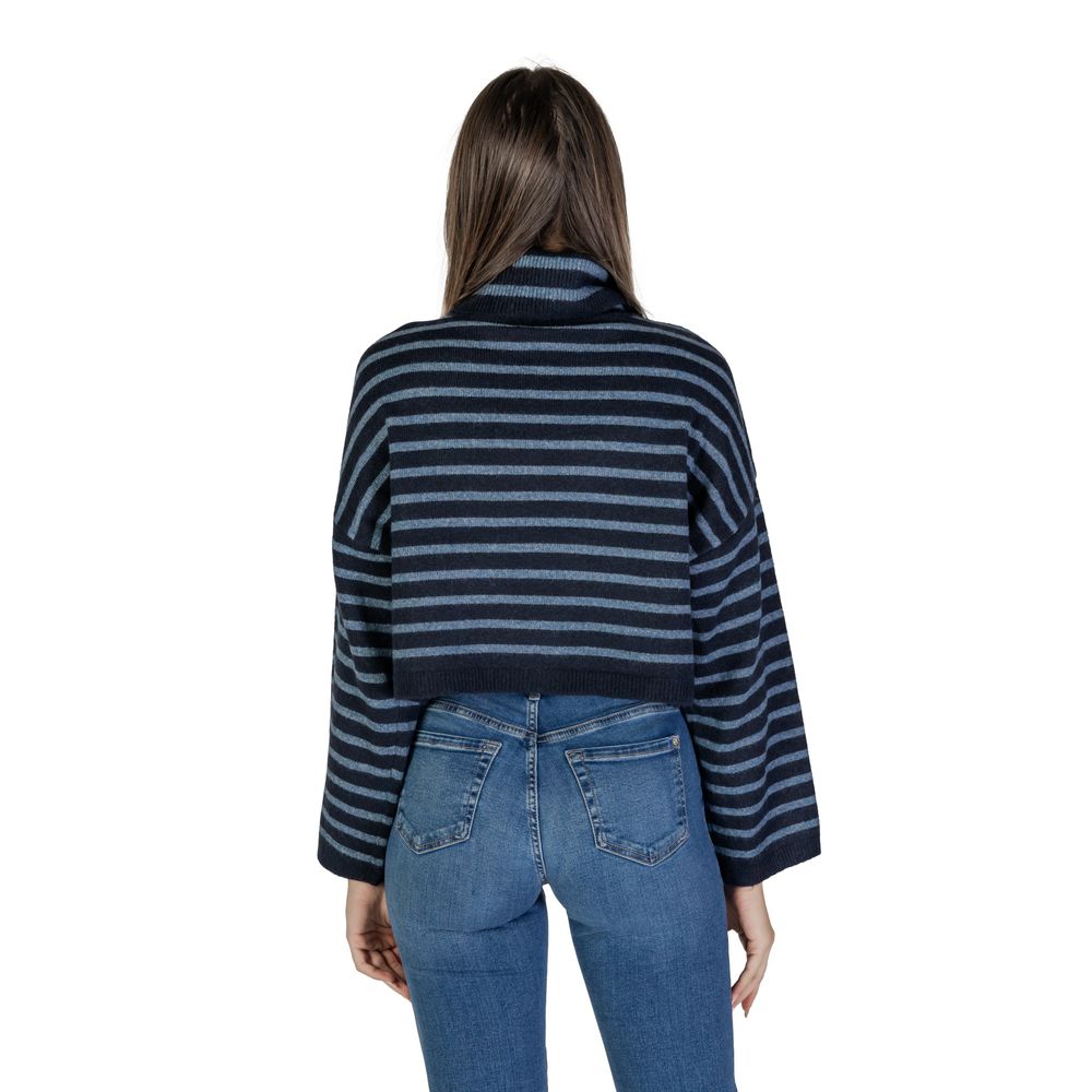 Pull Marabou bleu Only