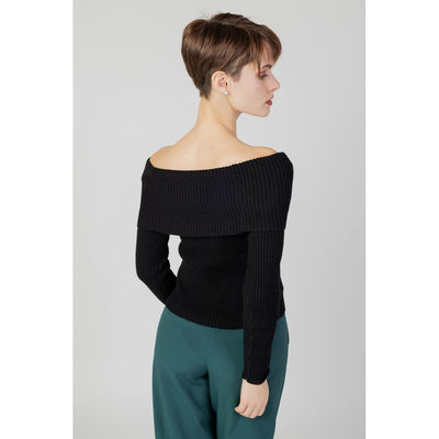 Alleen zwarte viscose trui