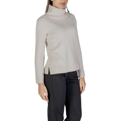 Street One crèmekleurige viscose coltrui
