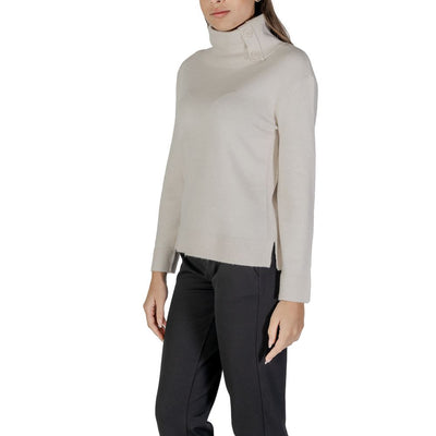 Street One crèmekleurige viscose coltrui