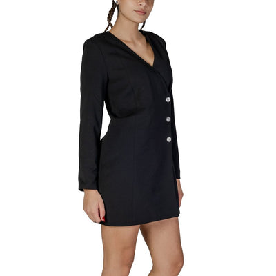 Short en polyester noir uniquement