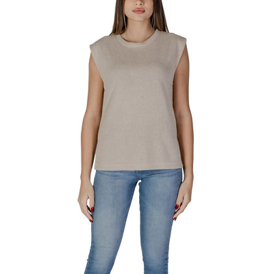 B.Young beige viscose tanktop