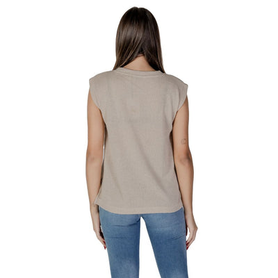 B.Young beige viscose tanktop