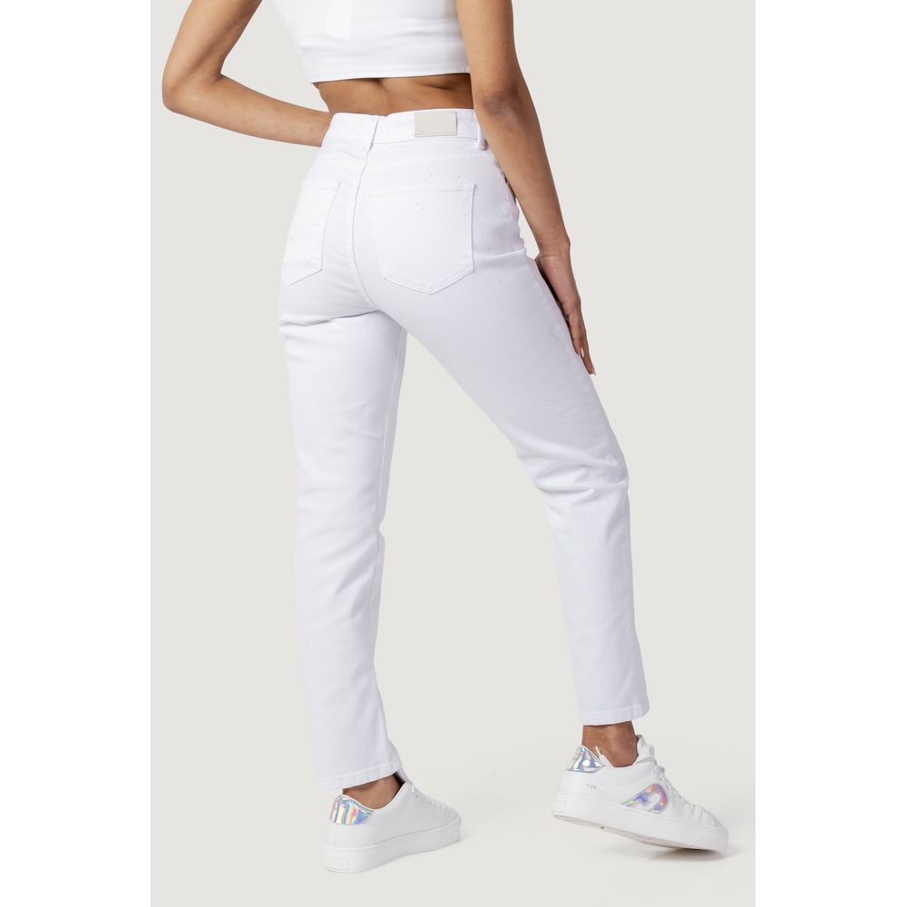 Jean mom en coton blanc uniquement