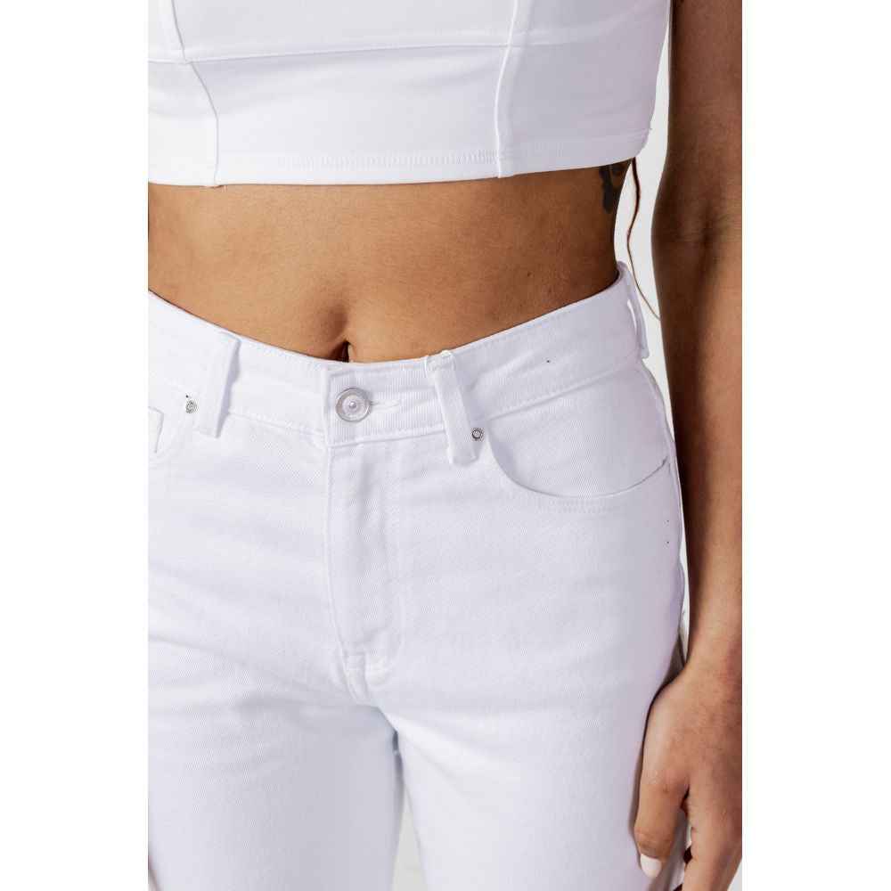 Jean mom en coton blanc uniquement