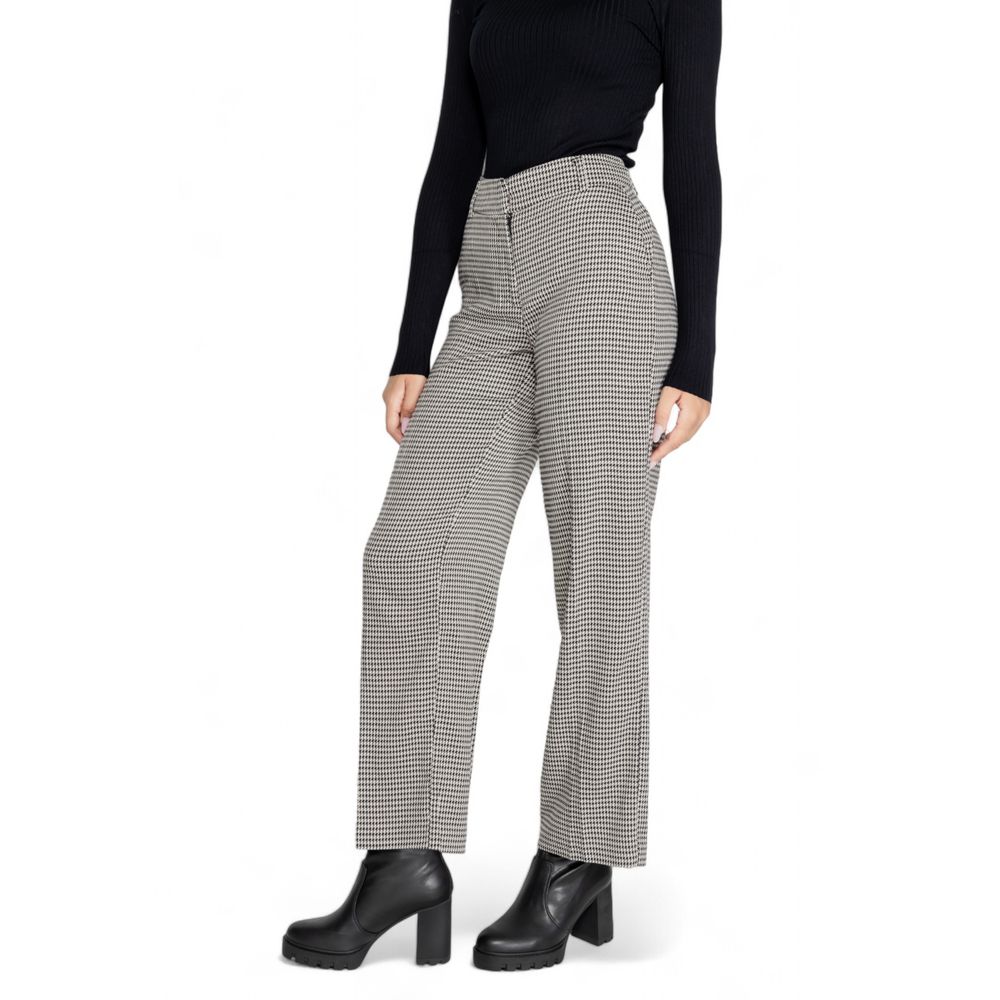 Jeans et pantalons en polyester noir uniquement