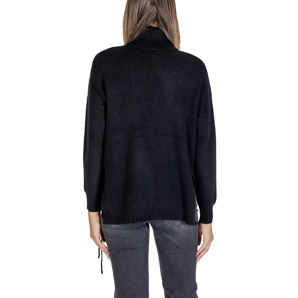 Sandro Ferrone Zwarte Viscose Turtleneck