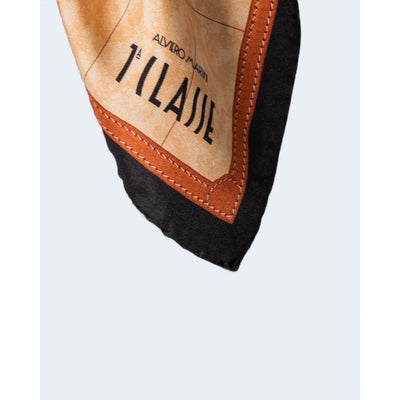 Alviero Martini Prima Classe beige zijden sjaal
