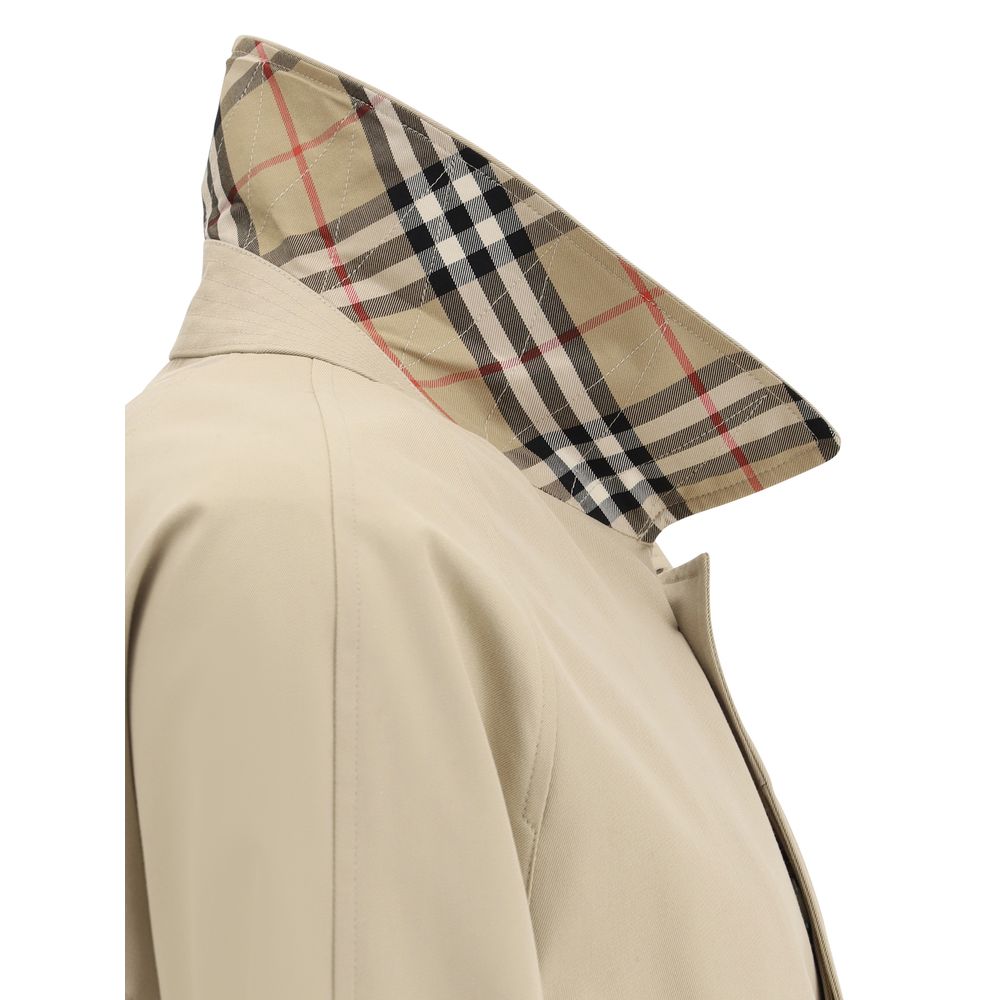 Burberry jas met rij knopen
