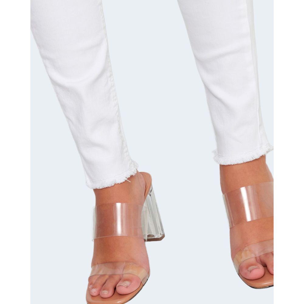 Jean skinny en coton blanc uniquement