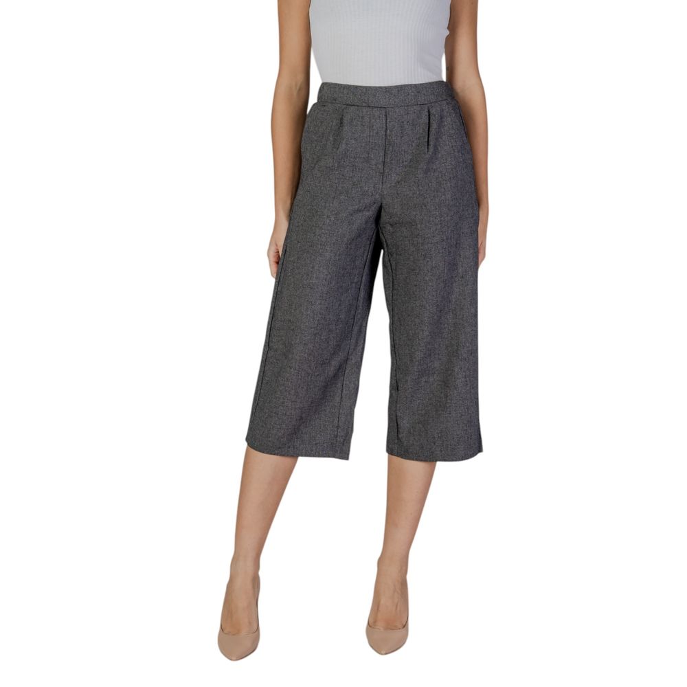 Pantalon court en polyester noir et blanc Vero Moda