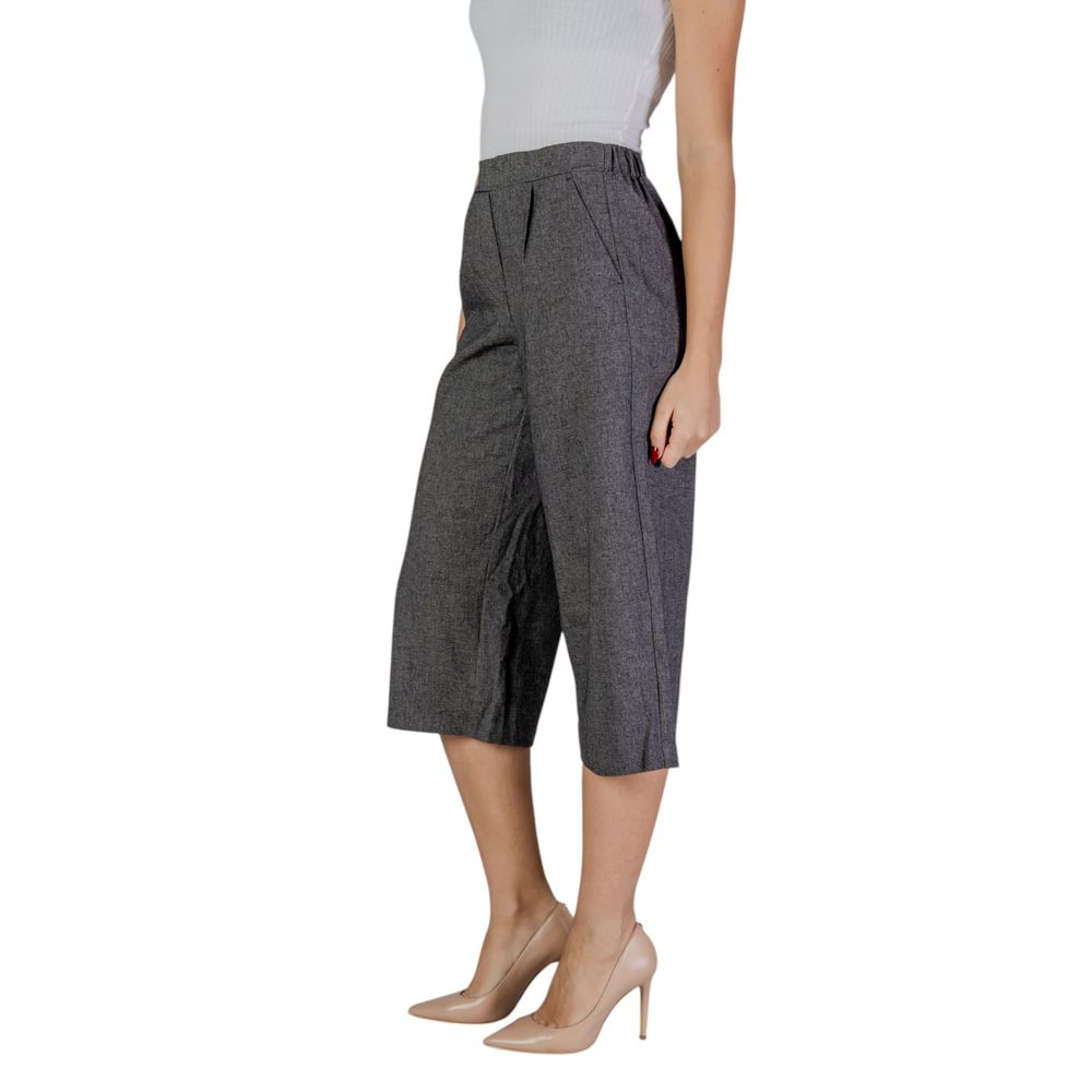 Pantalon court en polyester noir et blanc Vero Moda