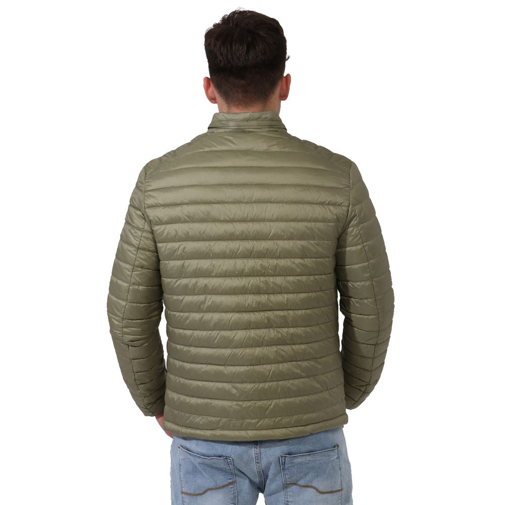 Oui, veste pour homme Yes Zee en nylon vert avec capuche dissimulable.