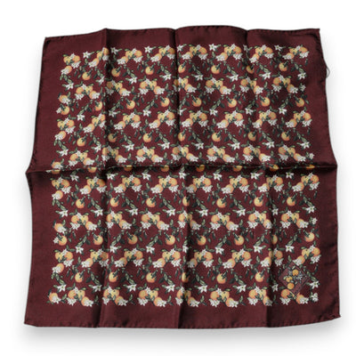 Dolce &amp; Gabbana Maroon Oranges Zijden Vierkante Zakdoek Sjaal