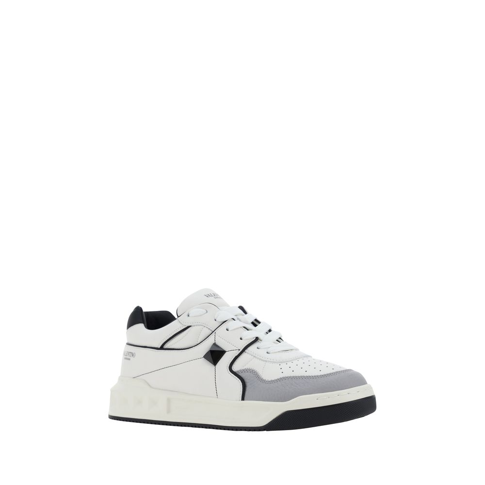 Valentino Garavani sneakers met één stud