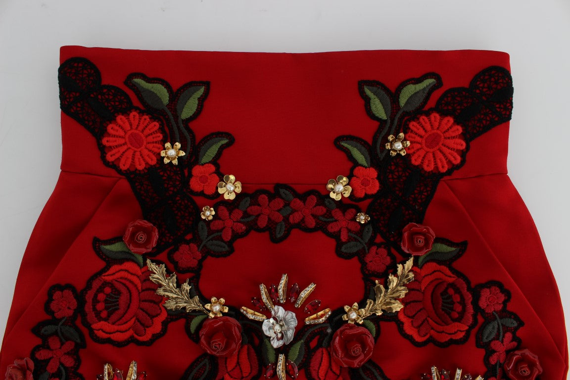 Short Dolce &amp; Gabbana en soie rouge avec cristaux roses 