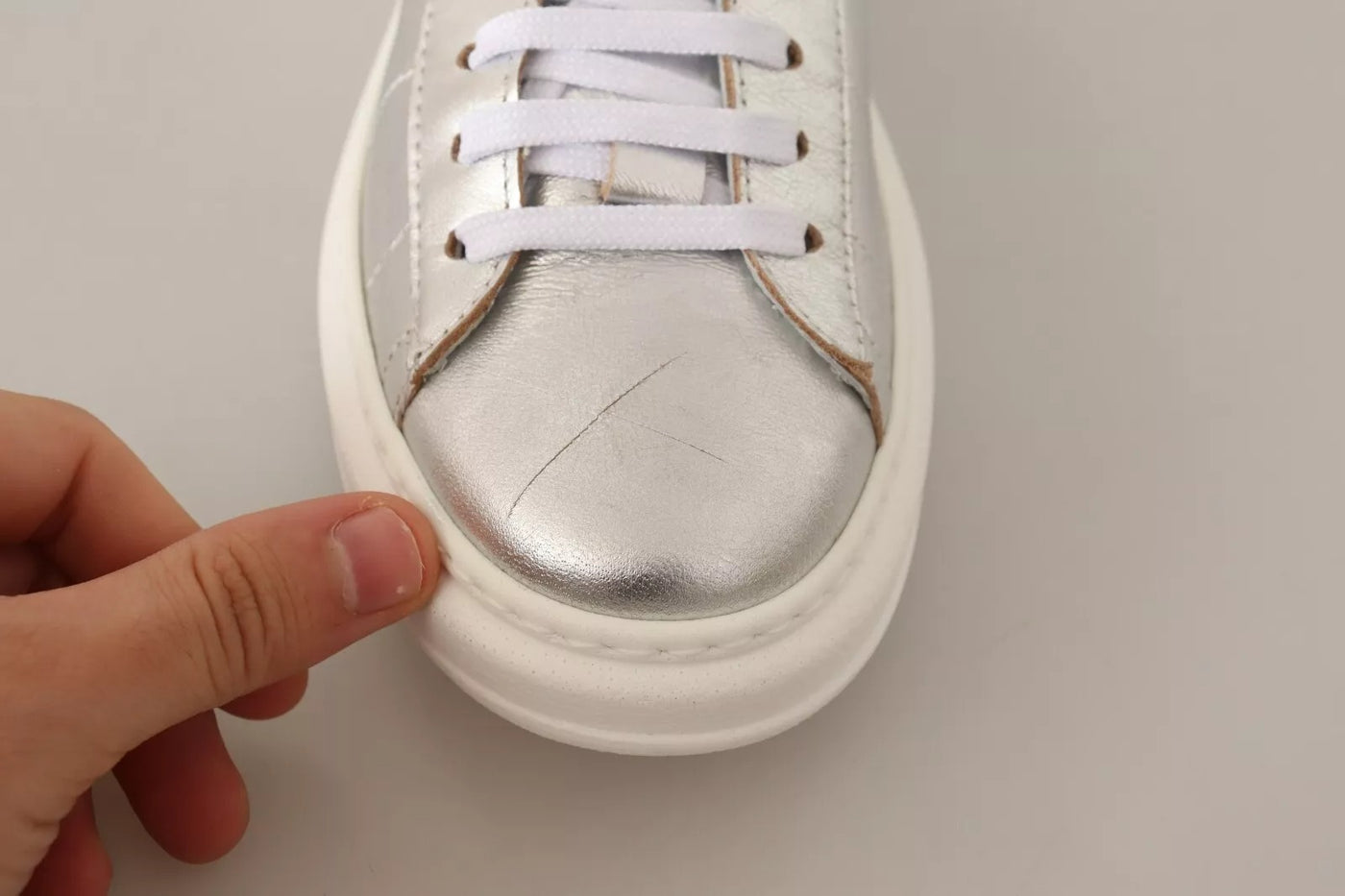 Patrizia Pepe Zilveren Volnerf Leren Veterschoenen