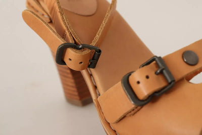 See By Chloé Bruine leren sandalen met enkelbandje en studs