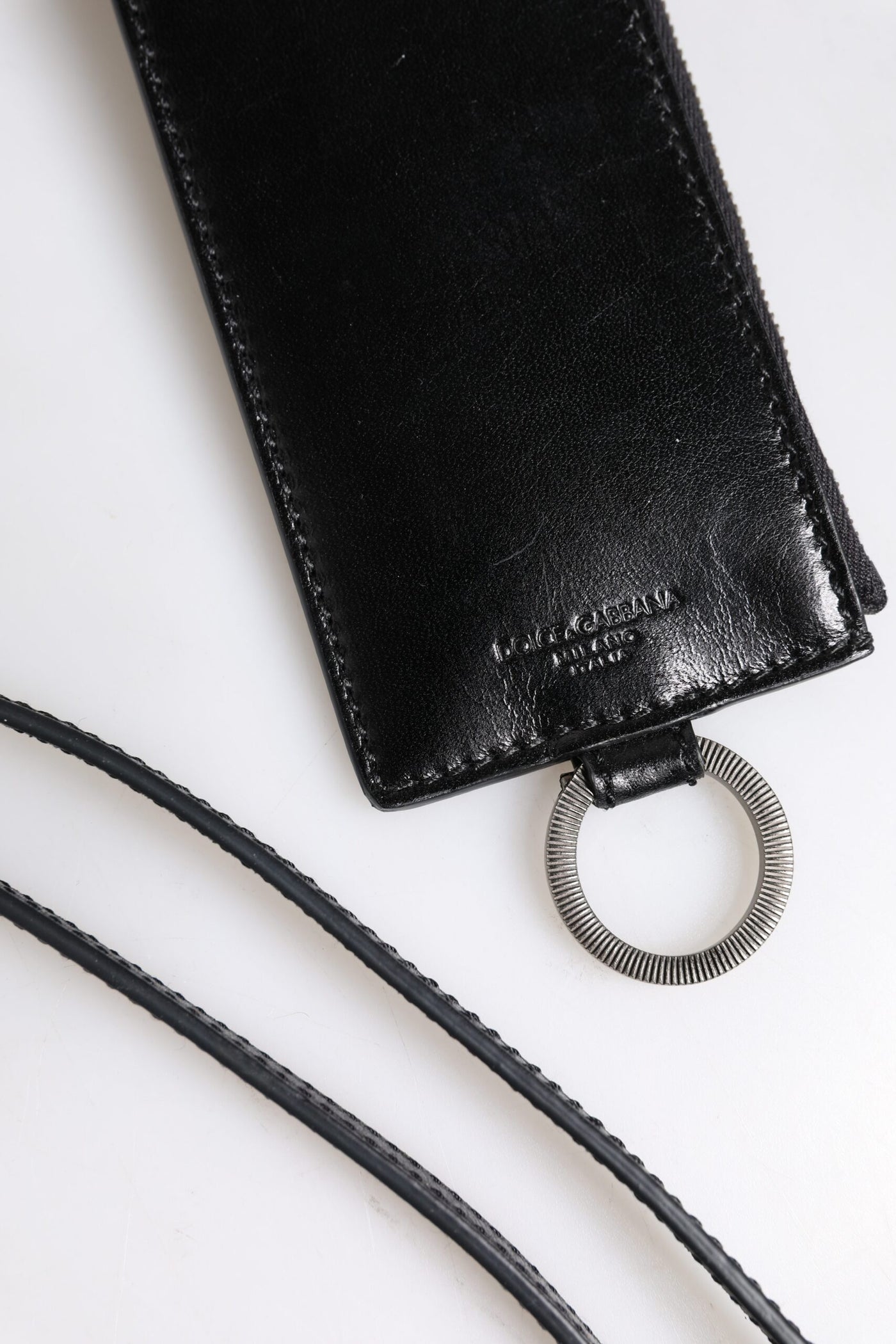 Dolce &amp; Gabbana Zwarte Leren Logo Reliëf Lanyard Kaarthouder Portemonnee