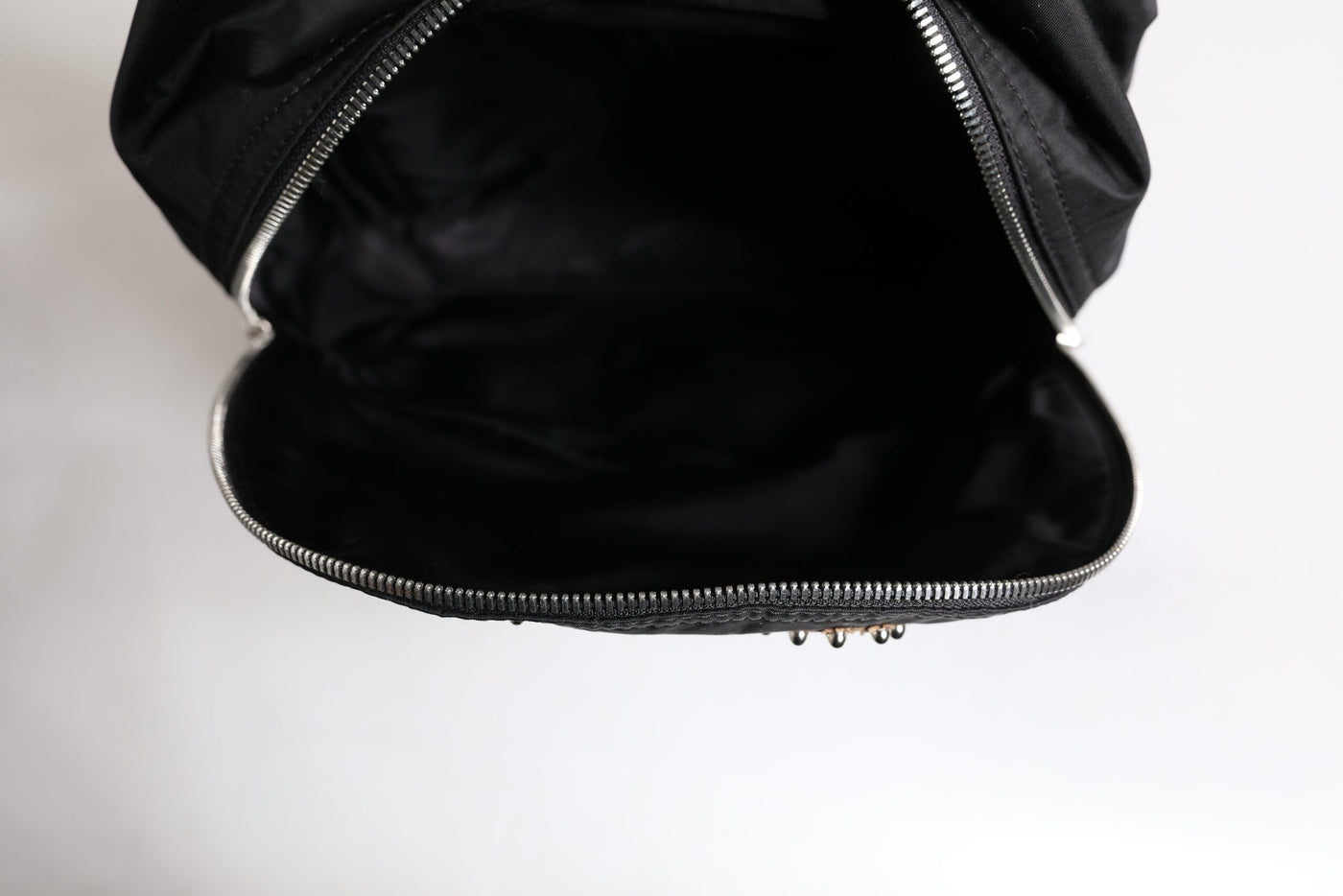 Sac à dos Dolce &amp; Gabbana en nylon noir #DGFAMILY orné de strass VULCANO