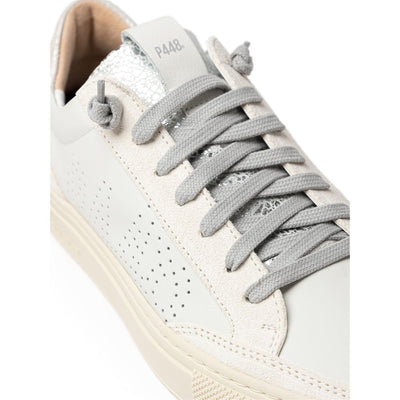 P448 Witte leren sneaker