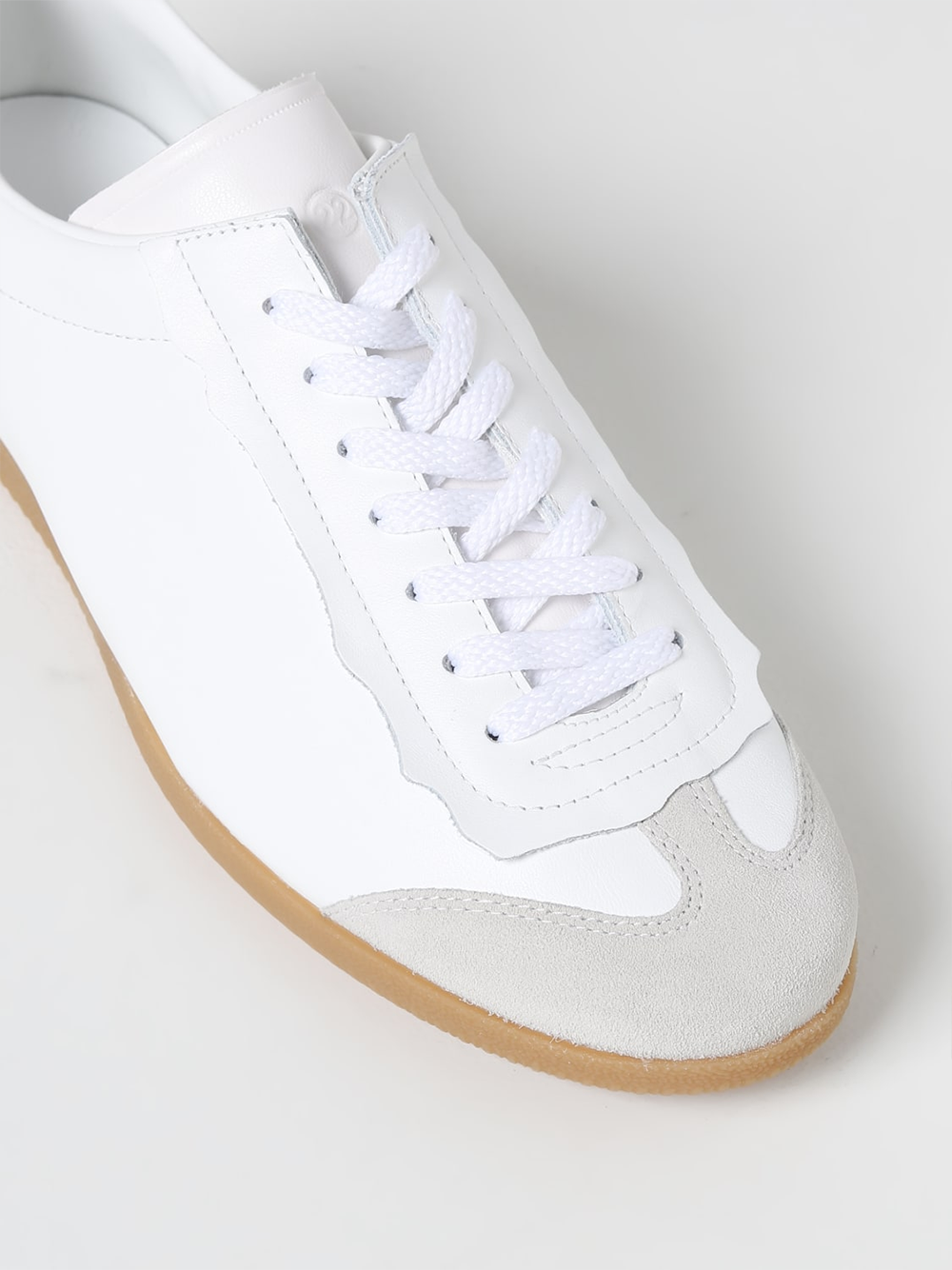 Maison Margiela lage, vederlichte sneakers van leer en suède