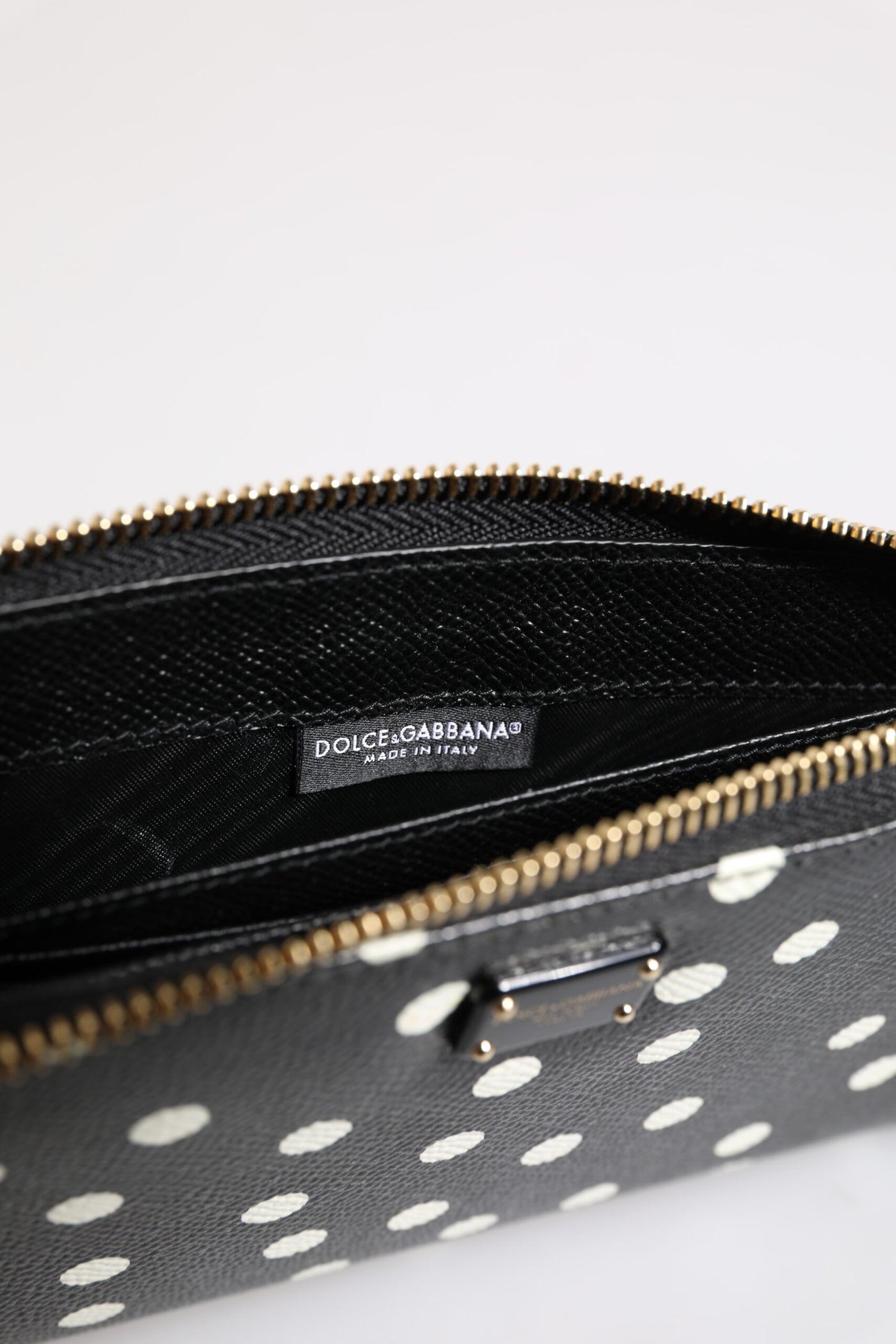 Dolce &amp; Gabbana zwart-wit gestippelde leren continentale portemonnee met ritssluiting