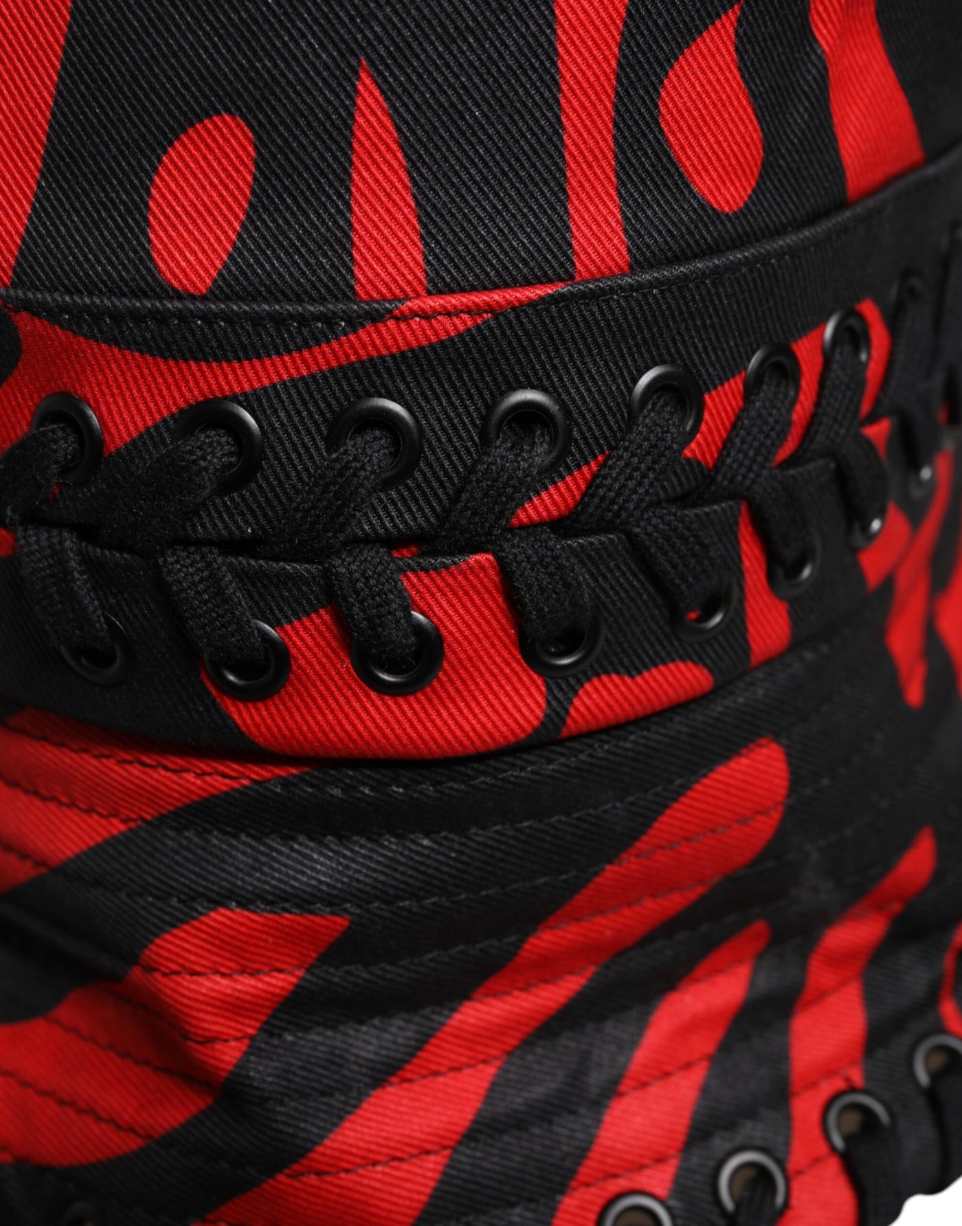 Chapeau seau à large bord en polyester à rayures noires et rouges Dolce &amp; Gabbana