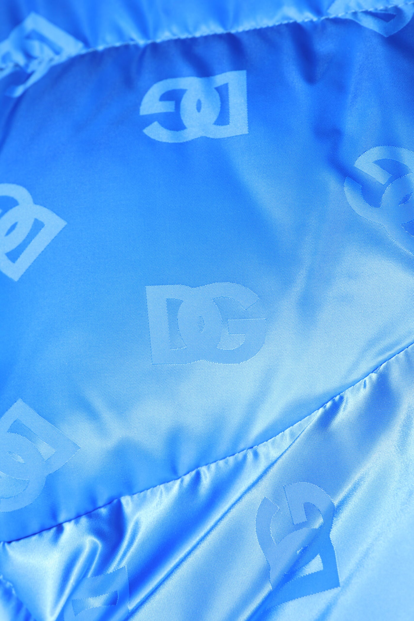 Veste matelassée à capuche entièrement zippée avec logo bleu Dolce &amp; Gabbana