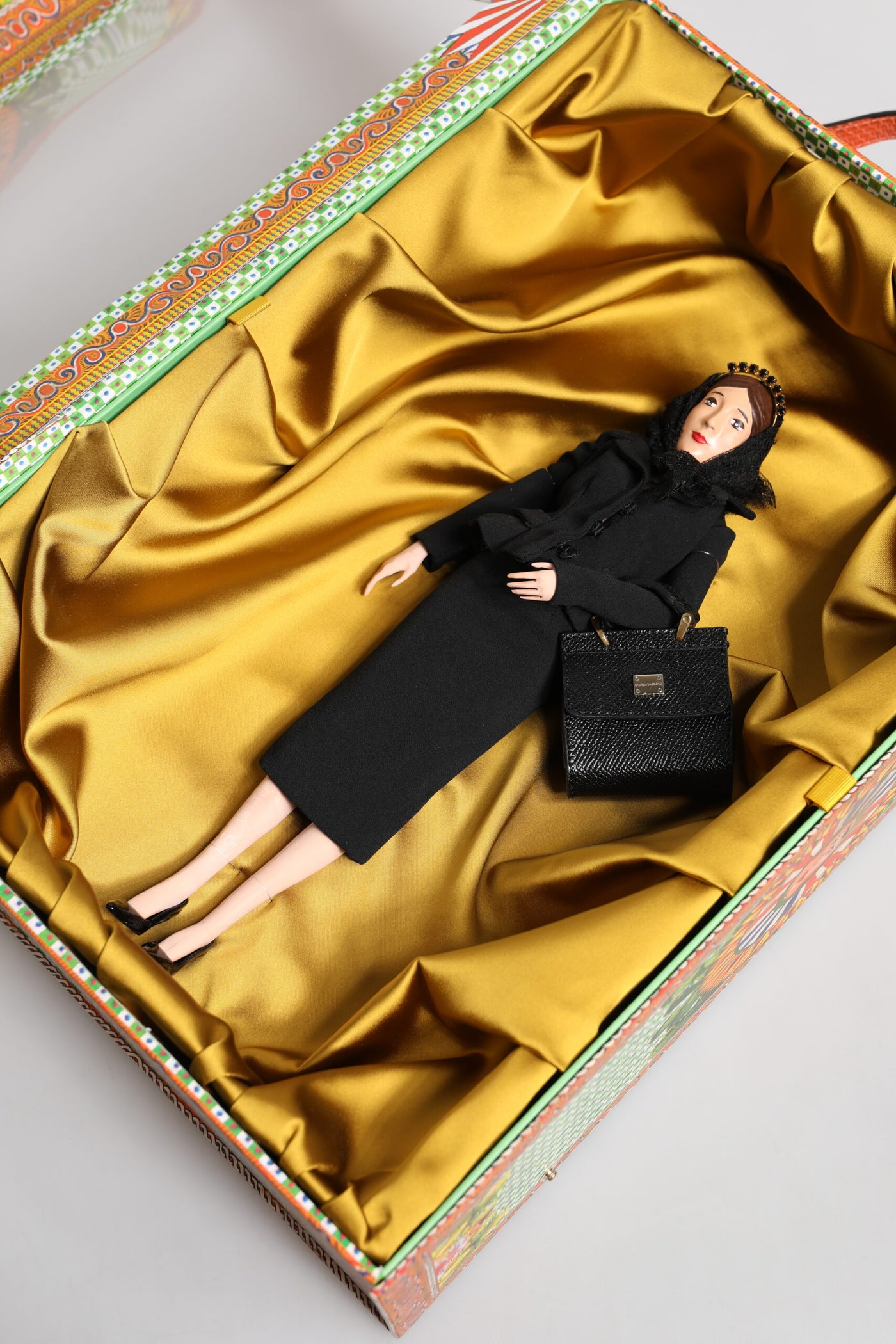 Dolce &amp; Gabbana Zwarte Jurk Keramiek Porselein Mode Leer Sicilië Poppen