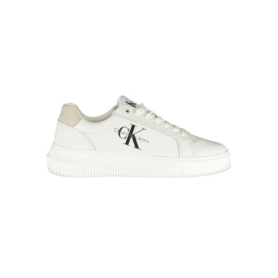 Calvin Klein Chic Witte Veterschoenen met Contrasterende Details