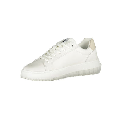 Calvin Klein Chic Witte Veterschoenen met Contrasterende Details